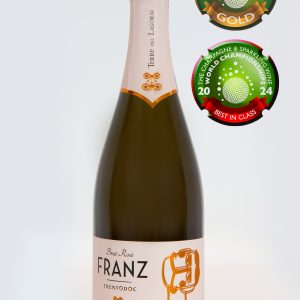 Franz Rosè con medaglia d'oro e best in class